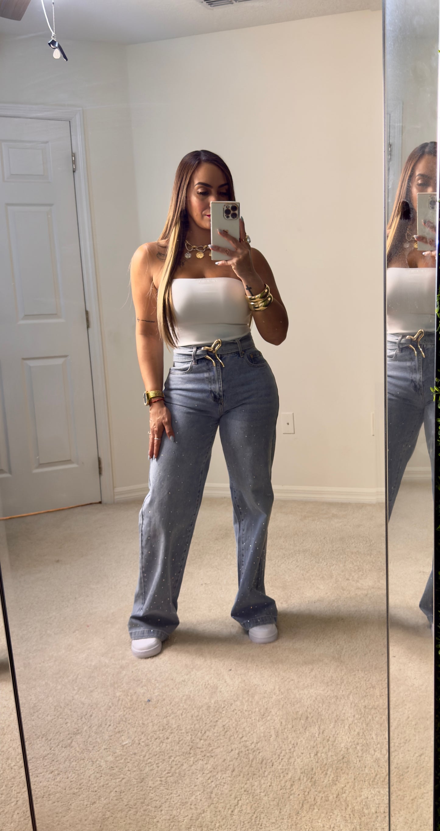 Jean Wide Leg Crystal Glow (Puesto en Small)