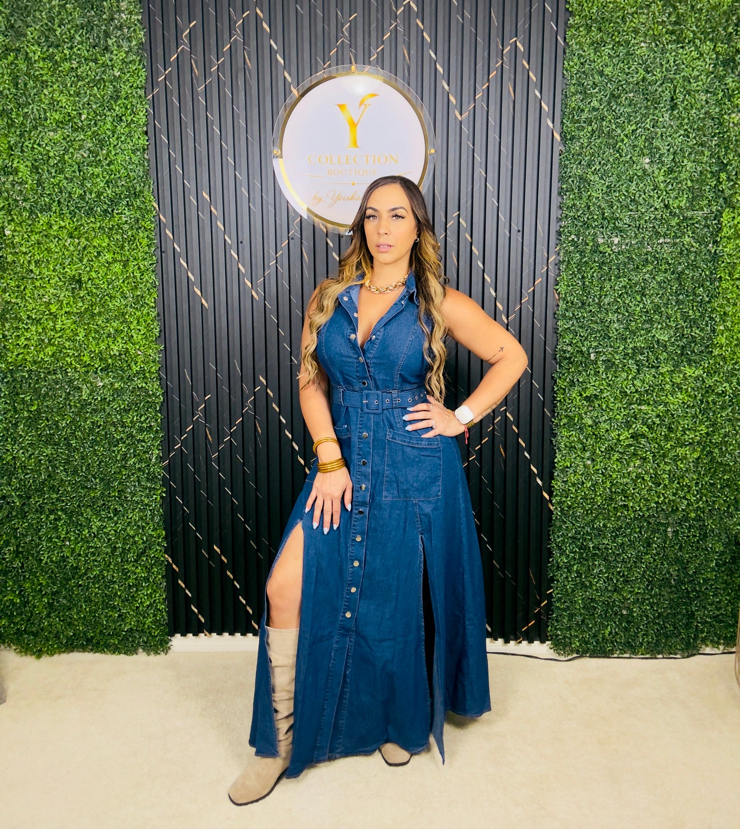 Denim Elegance Maxi Dress (Puesto en Small)